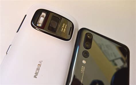 Nokia 808 Pureview vs Huawei Ascend D quad XL Karşılaştırma